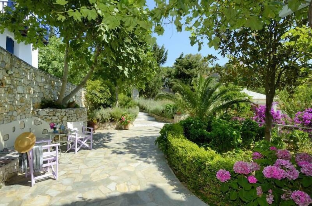 konstantina studios