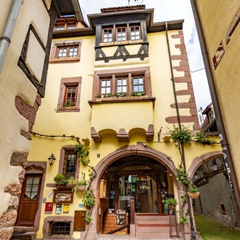 hotel a loriel