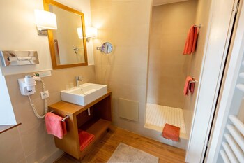 hotel a loriel