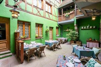 hotel a loriel