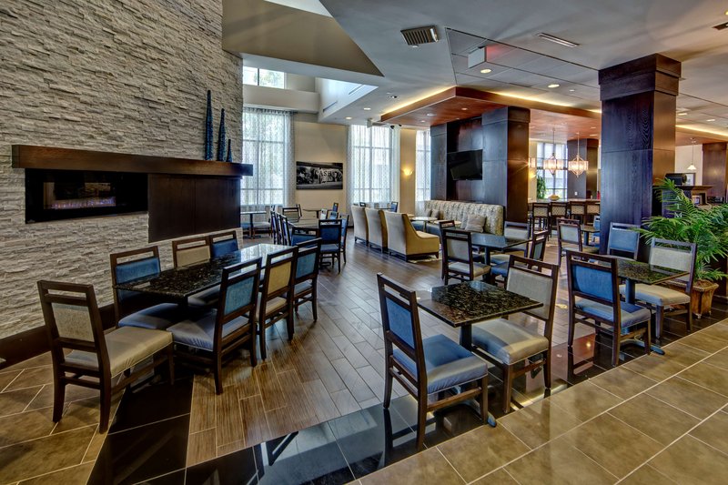 hampton inn and suites nashville downtown