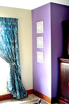 all seasons boutique hotel