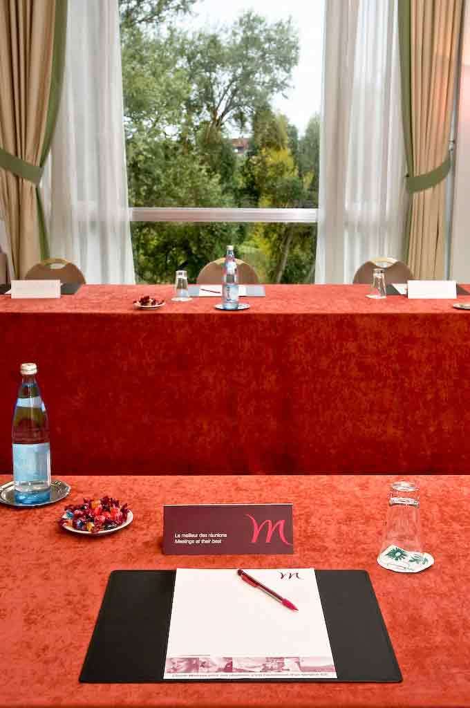 mercure nevers pont de loire