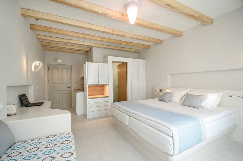 antony suites adults only