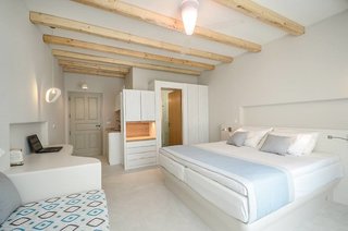 Antony Suites - Adults Only,Naxos>>Agios Georgios,3 star