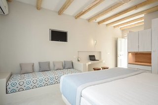 Antony Suites - Adults Only,Naxos>>Agios Georgios,3 star