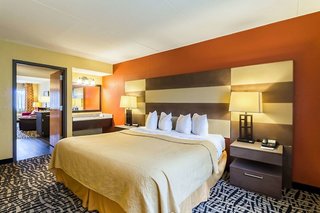 Quality Inn & Suites Mayo Clinic Area,Minnesota>>Rochester,3 star
