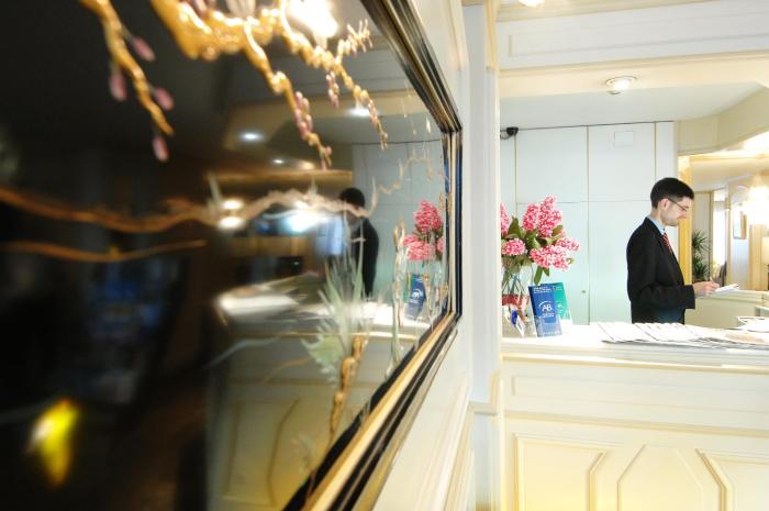 bonanova suite hotel