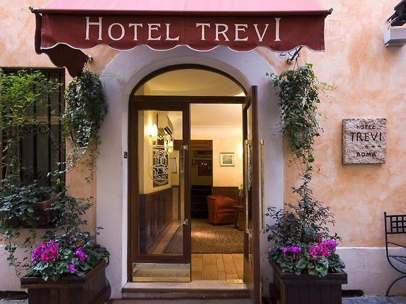hotel trevi