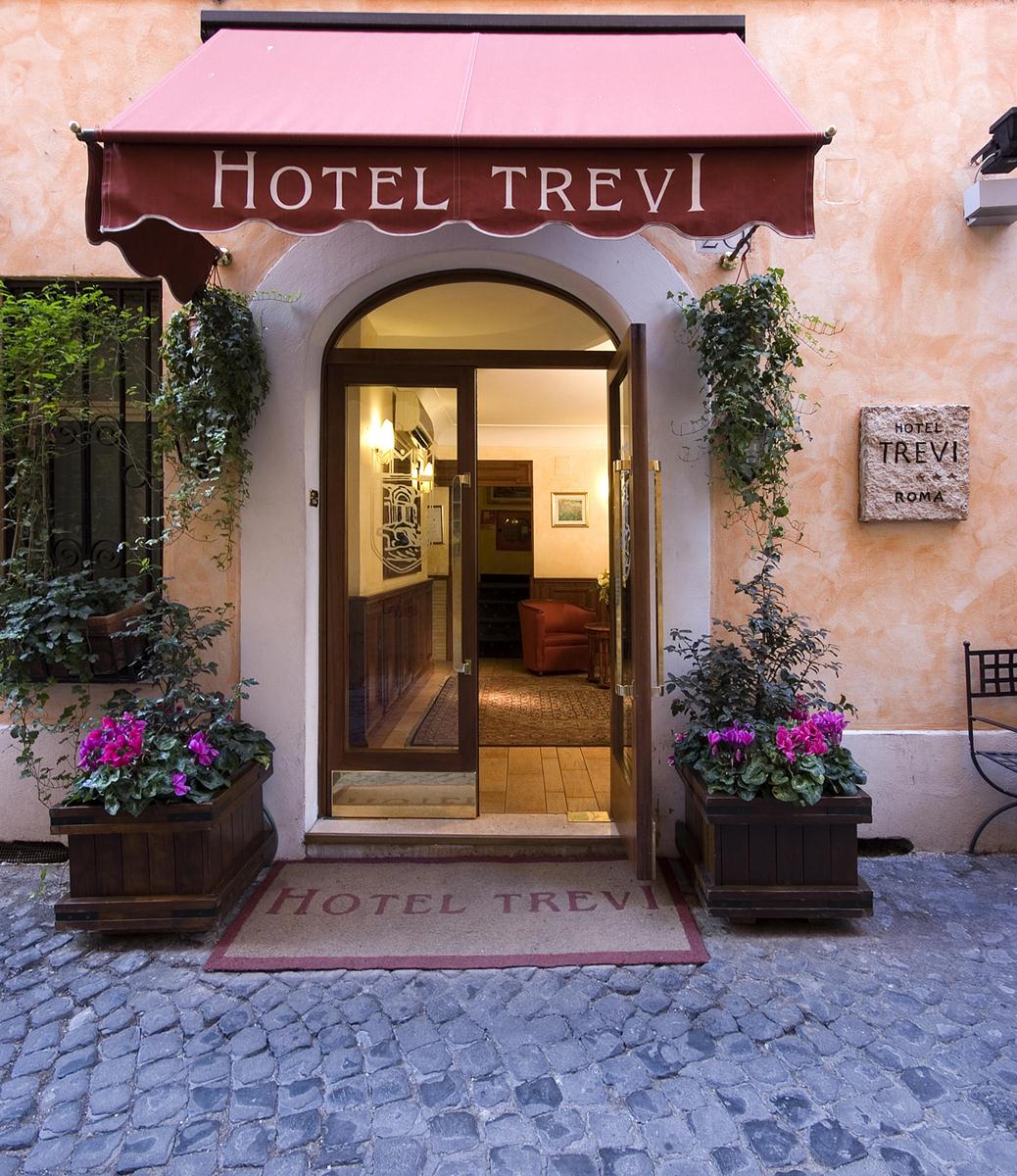hotel trevi