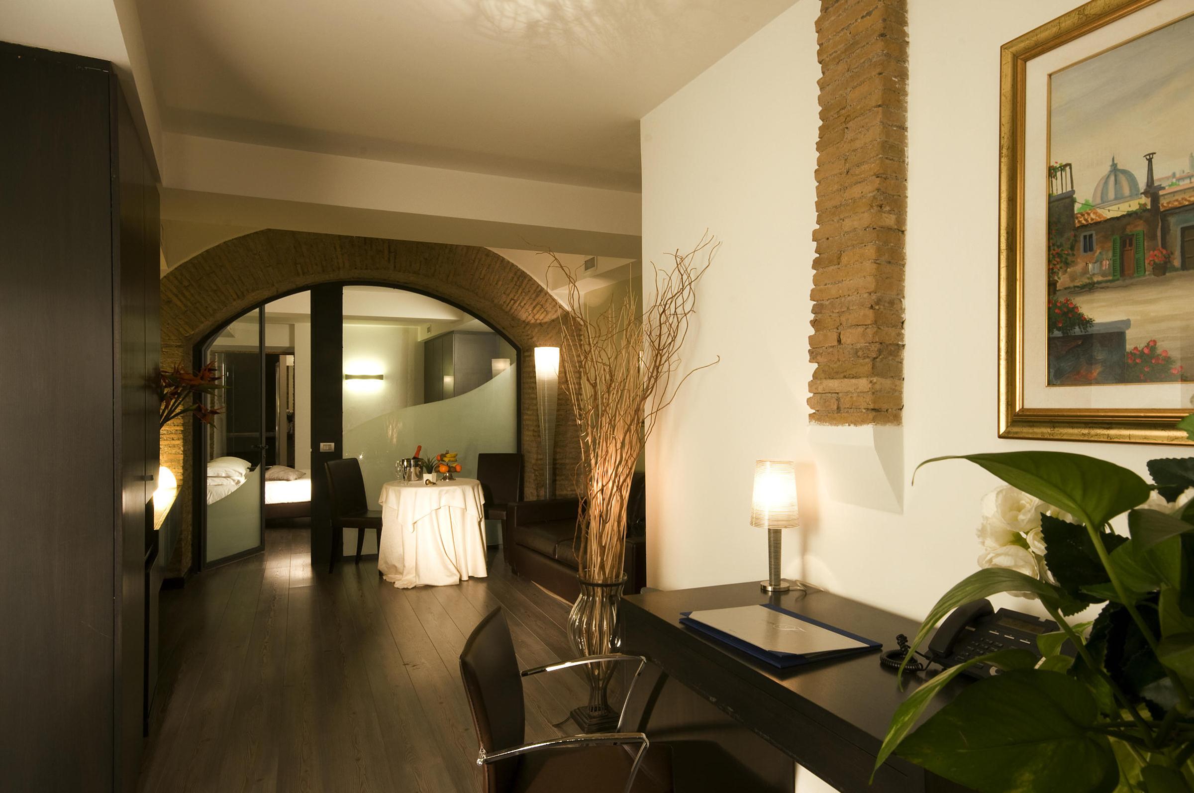 hotel trevi