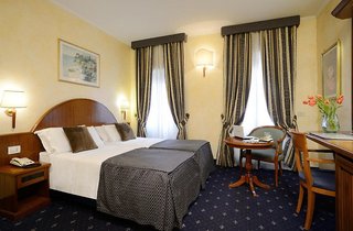 Hotel Trevi,Near Trevi Fountain,4 star