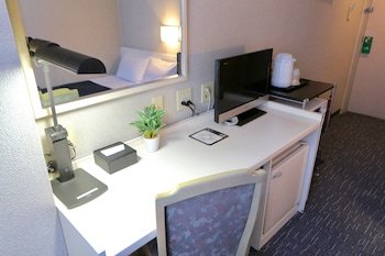 hotel livemax chofu ekimae