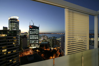 The Quadrant Hotel & Suites,Near University Of Auckland,4 star