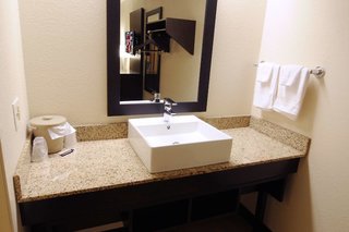 american inn and suites bishop