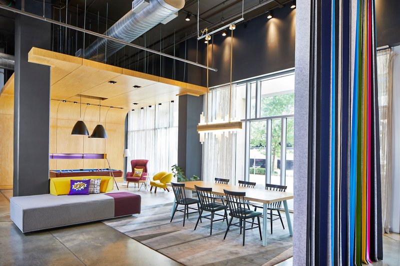 aloft austin at the domain