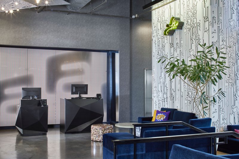 aloft austin at the domain