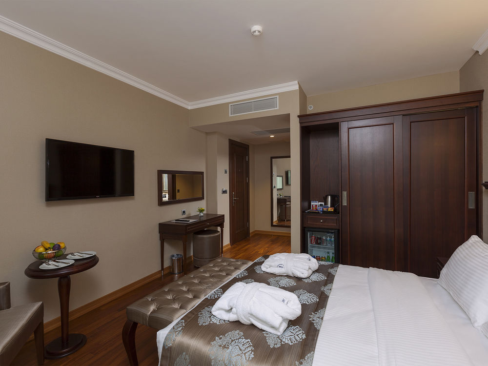 nova plaza taksim square ex manesol boutique e ex park royal