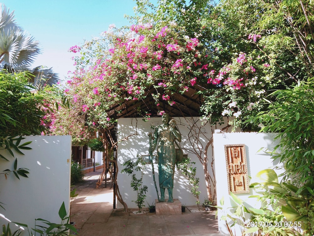 eureka villas siem reap