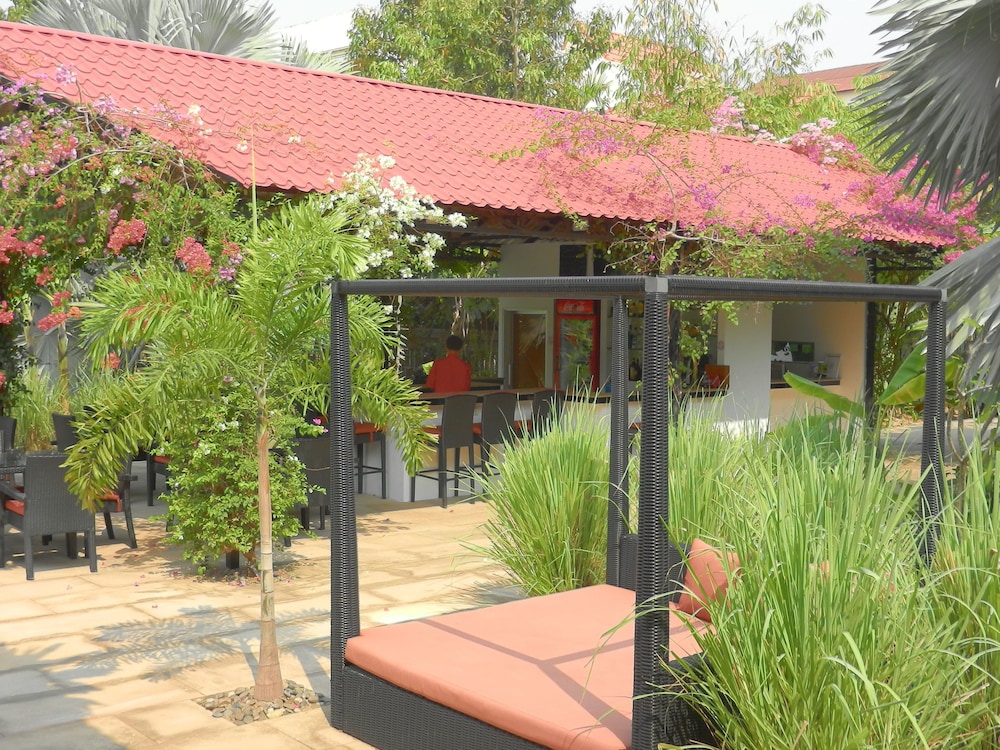 eureka villas siem reap