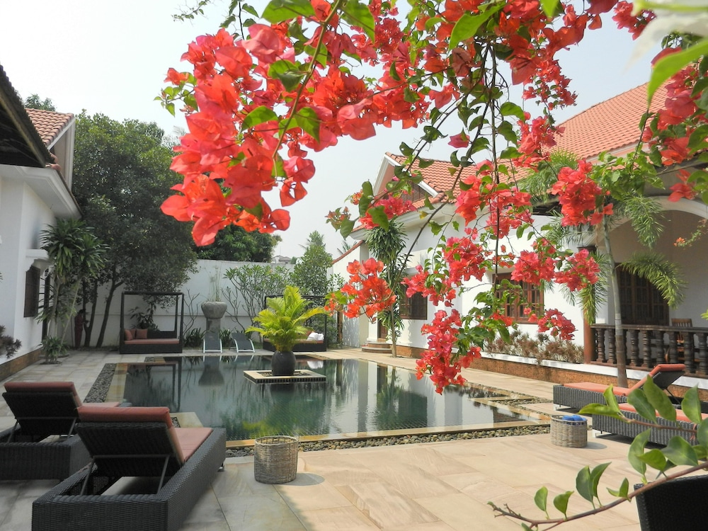 eureka villas siem reap