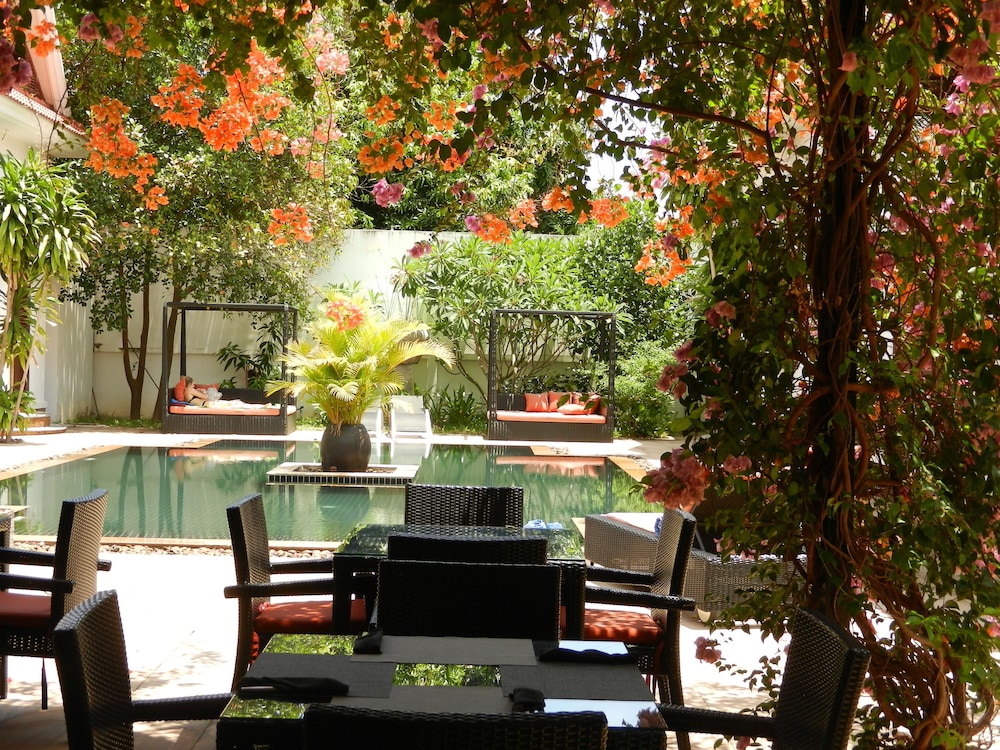 eureka villas siem reap