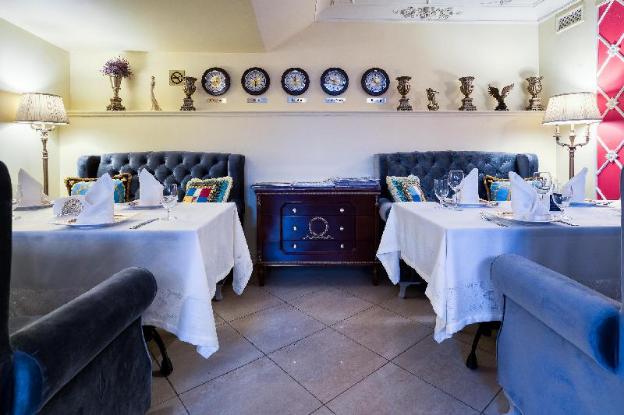 the rooms boutique hotel