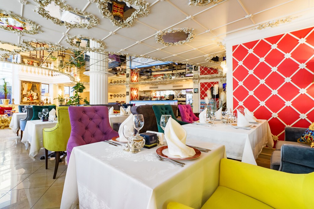 the rooms boutique hotel