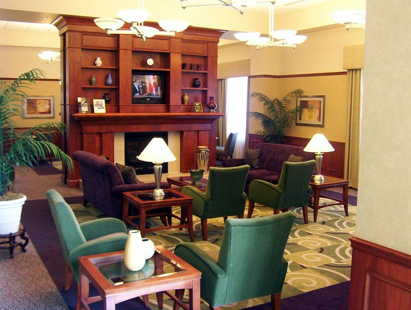 hilton garden inn detroit downtown