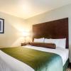 Cobblestone Inn & Suites - Cambridge,Near Cambridge Golf Course,3 star