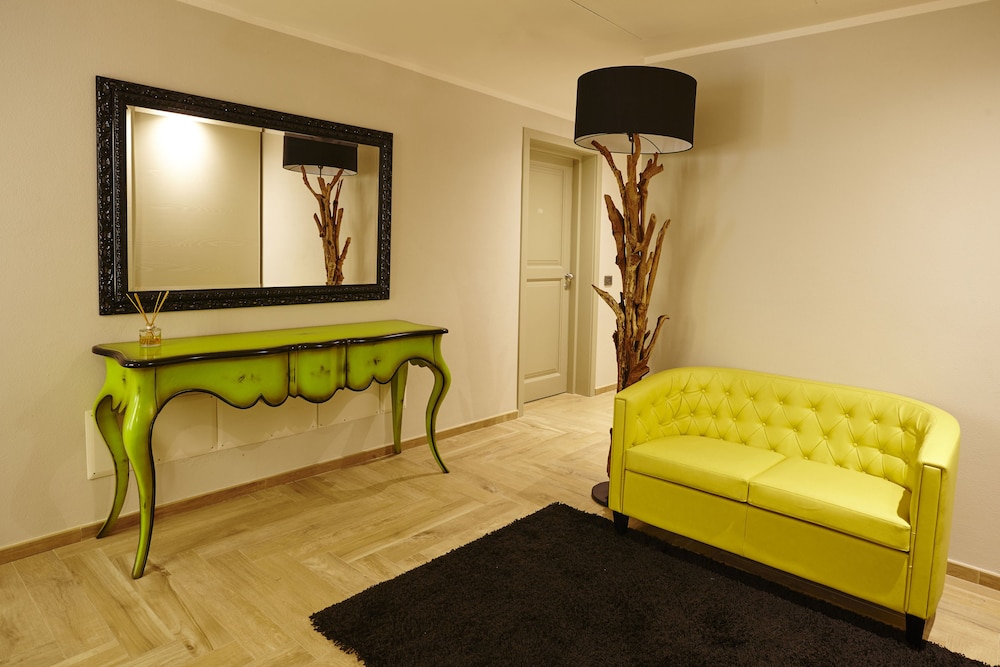 tramas hotel and spa