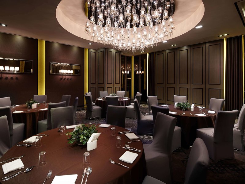 grand mercure ambassador changwon