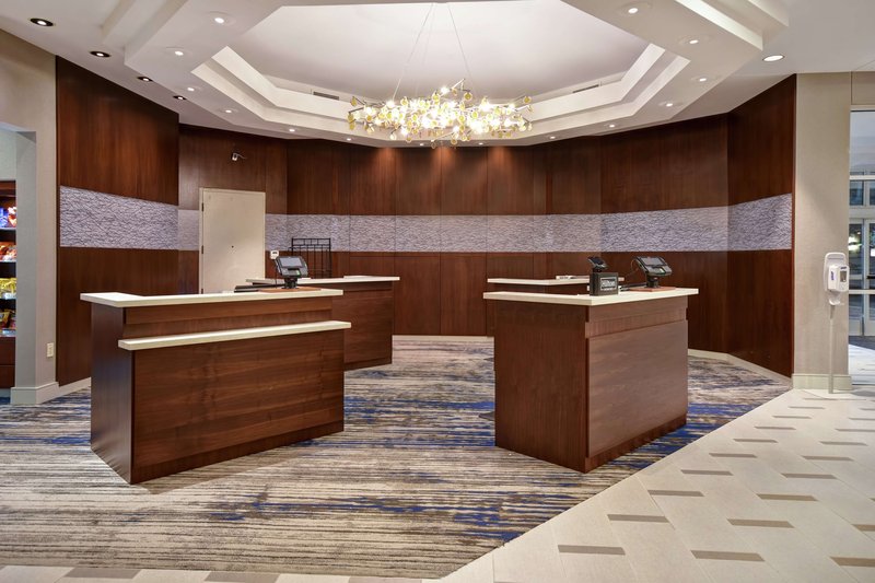 embassy suites charleston