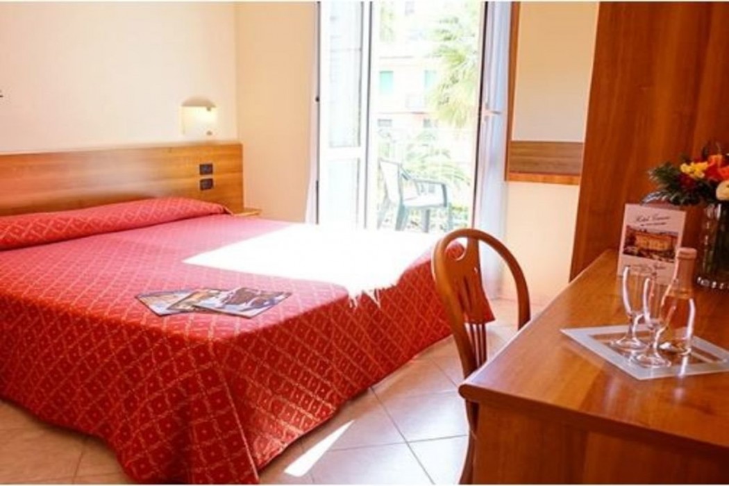 hotel careni villa italia