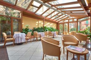 hotel careni villa italia