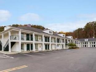 Baymont By Wyndham Cleveland,Cleveland>>Chattanooga,3 star