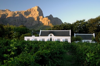 klein waterval riverside lodge