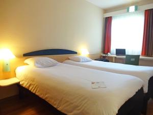 ibis koeln frechen