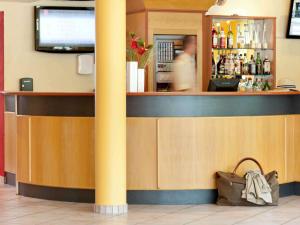 ibis koeln frechen