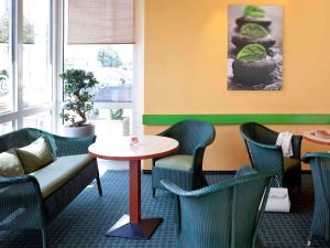ibis koeln frechen
