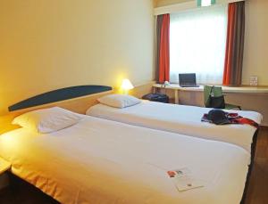 ibis koeln frechen