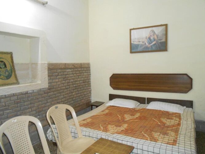 gaurav guest house