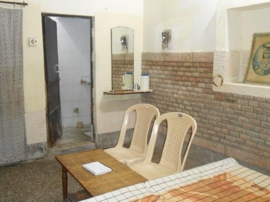 gaurav guest house
