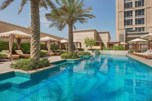 Hilton Dubai Al Habtoor City,In Dubai (Beach & Coast),5 star