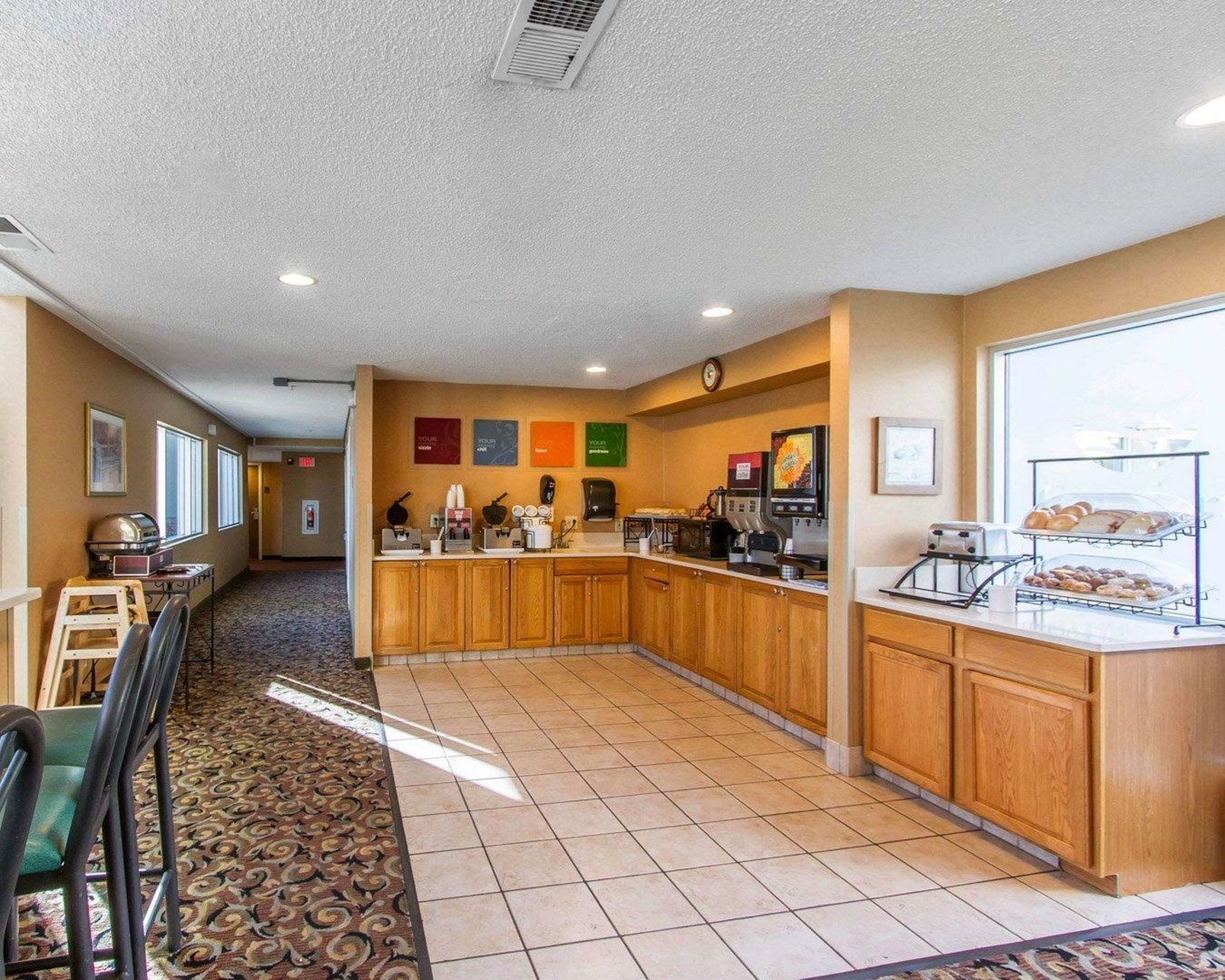 comfort inn at the zoo