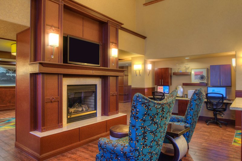 hampton inn and suites ontario