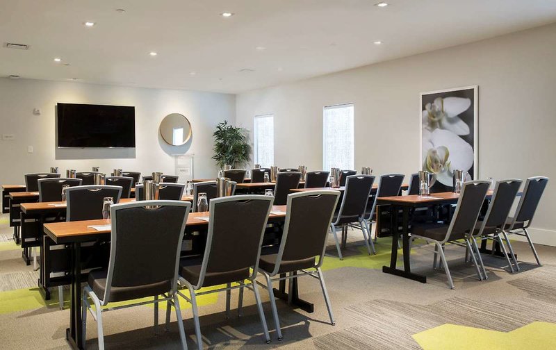 avanti international resort