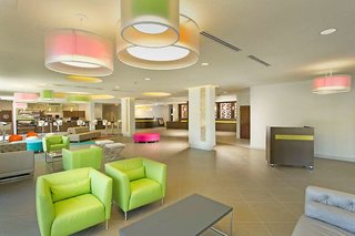 avanti international resort