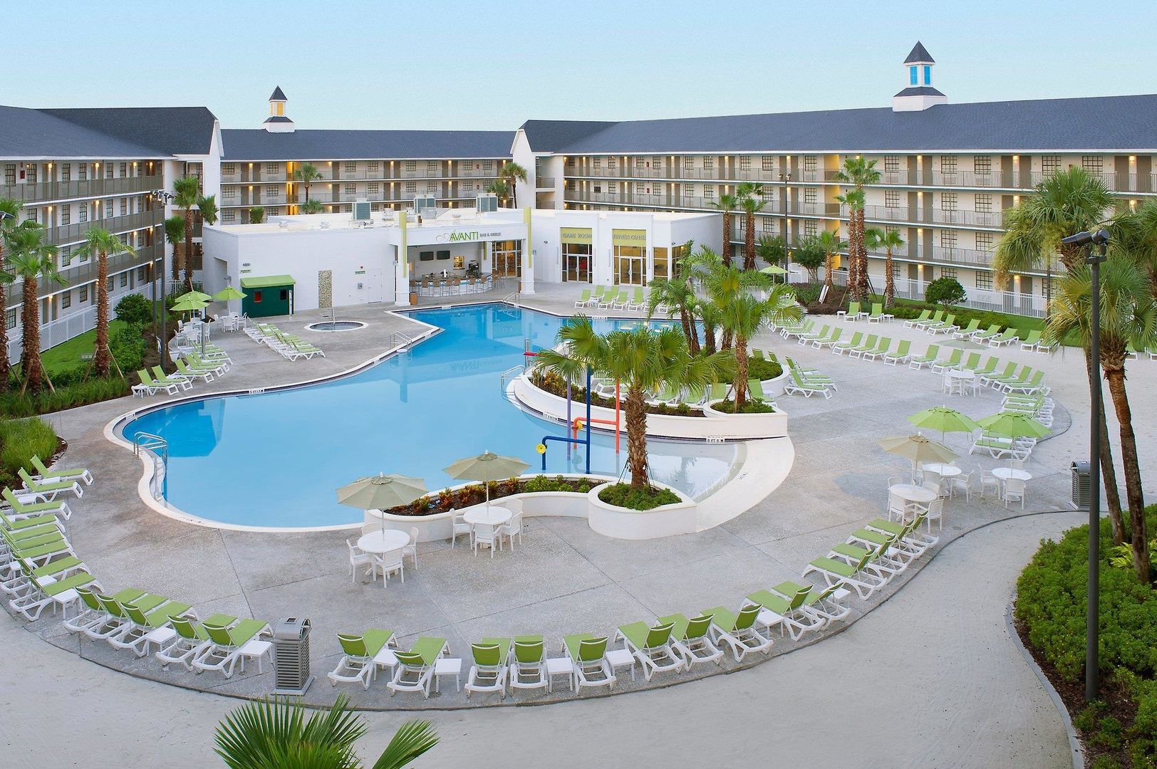 avanti international resort