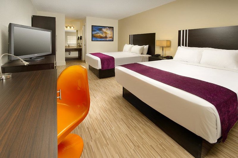 avanti international resort